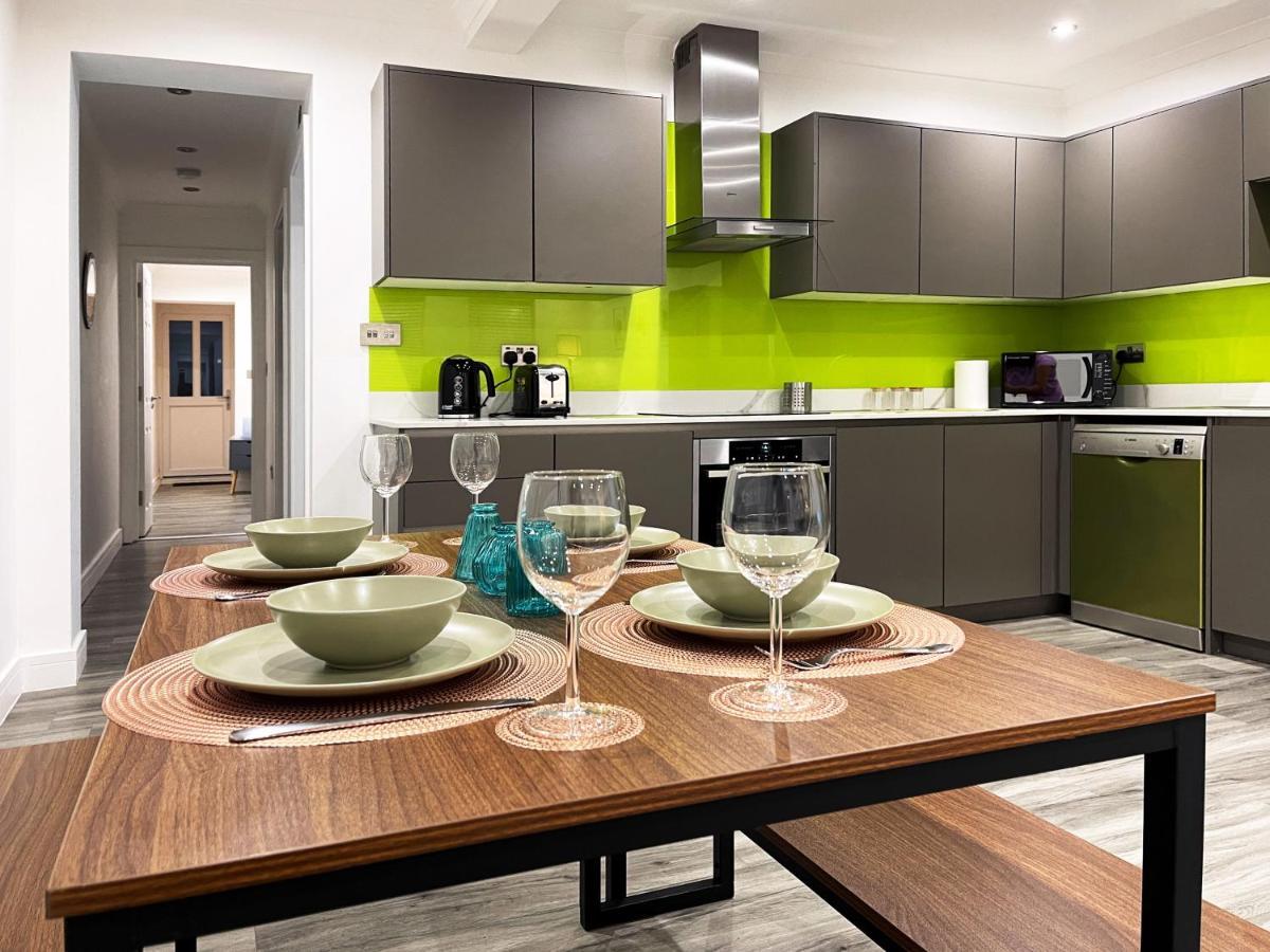 Karen'S Place In Windsor Bagian luar foto