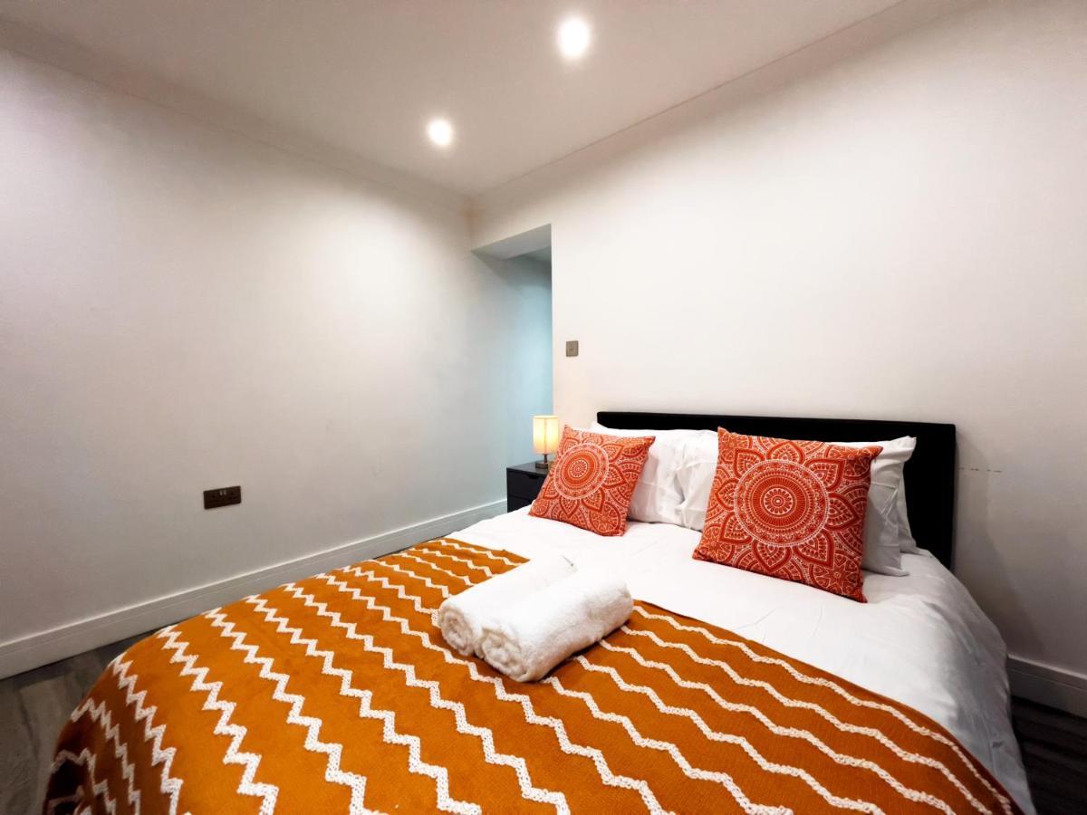 Karen'S Place In Windsor Bagian luar foto