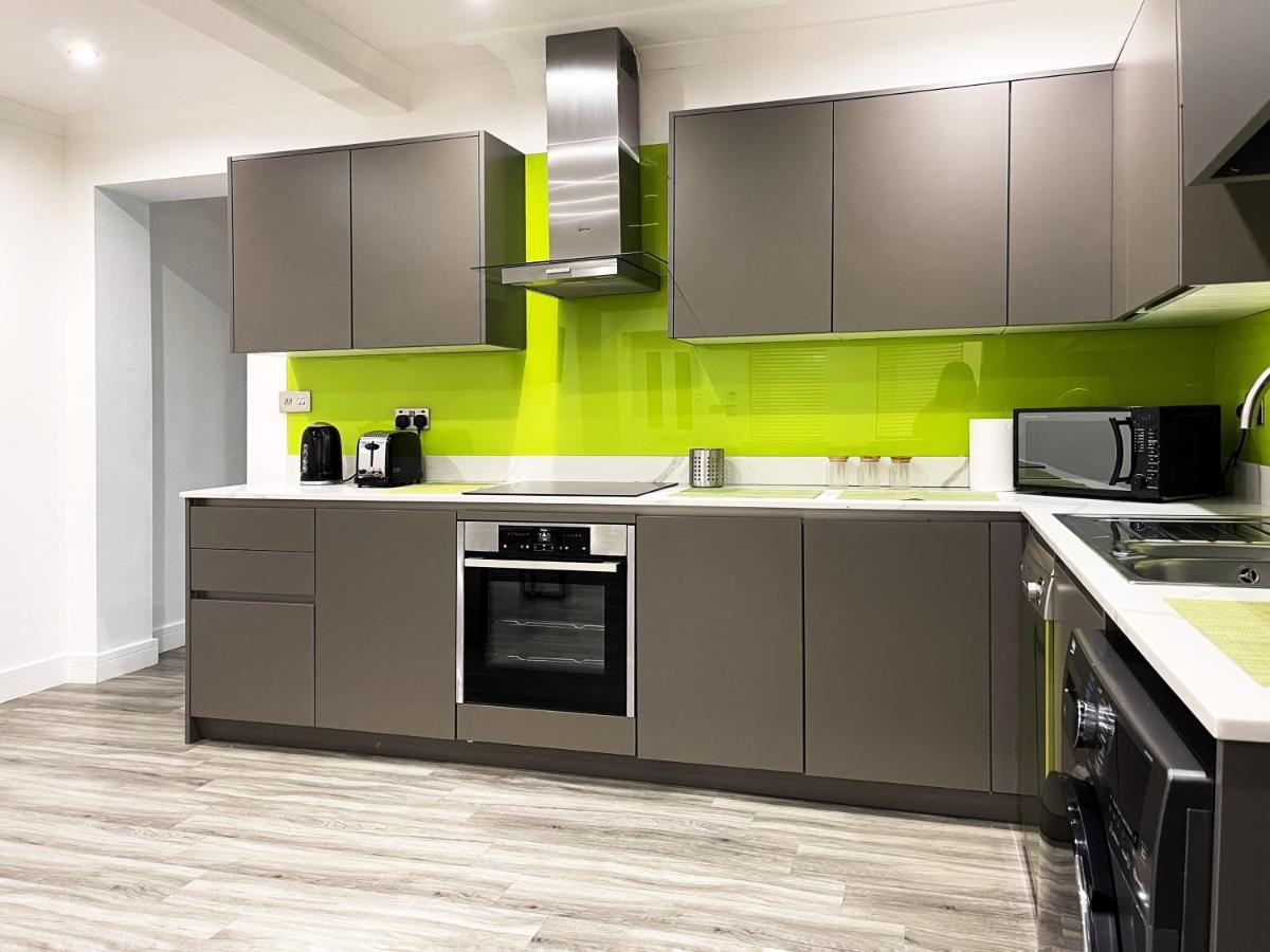 Karen'S Place In Windsor Bagian luar foto