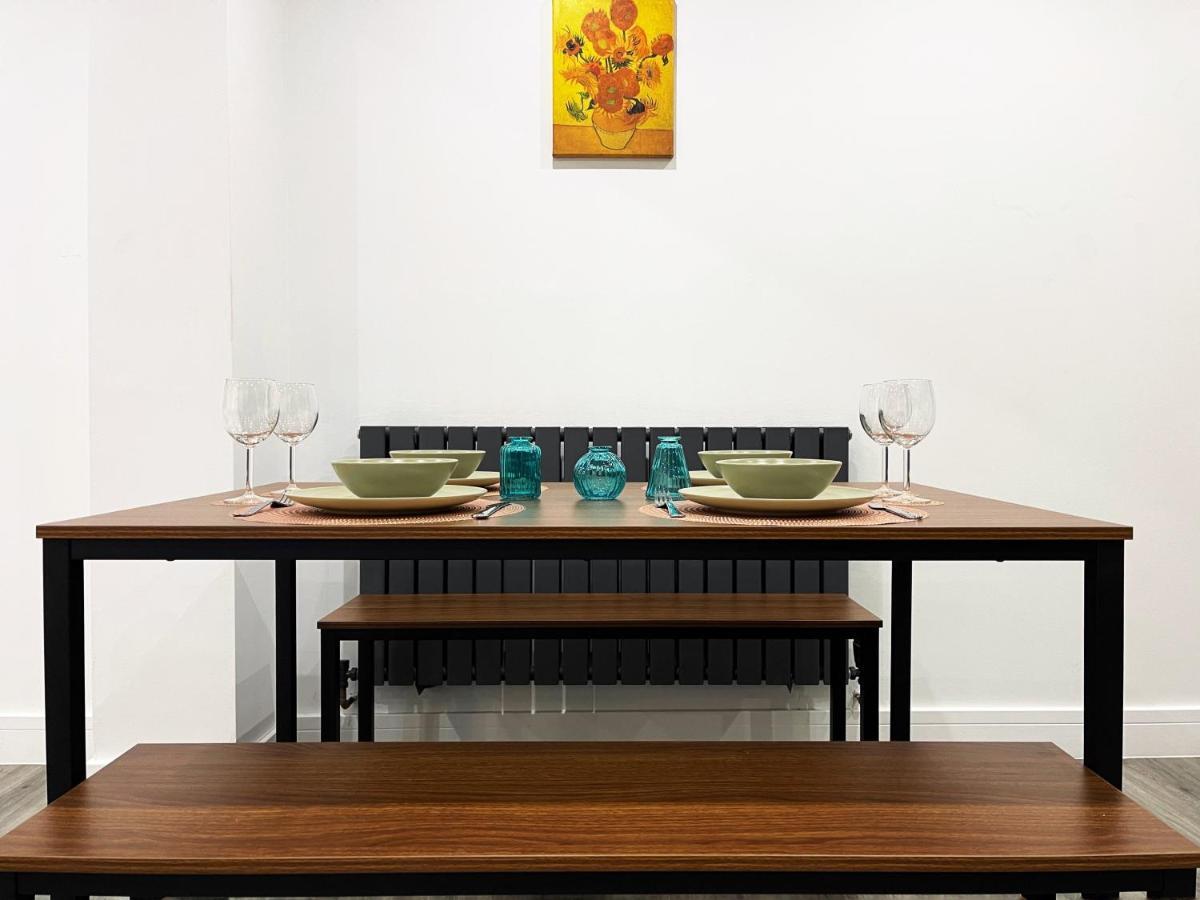 Karen'S Place In Windsor Bagian luar foto